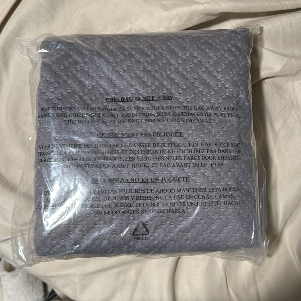 Water proof mattress protector for FULL size bed, BRAND NEW!